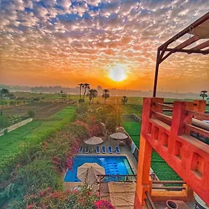3* Affittacamere Nile Compound